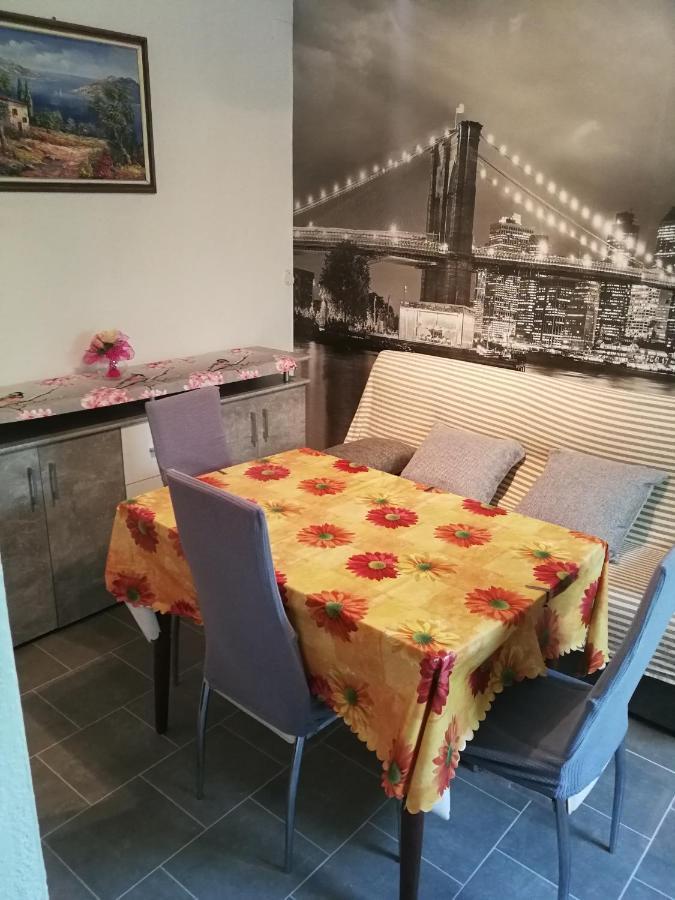 Apartment Luka Trogir Habitación foto