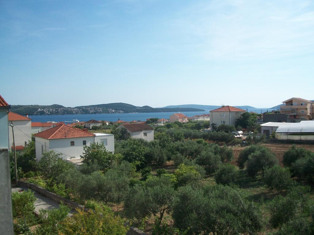Apartment Luka Trogir Exterior foto
